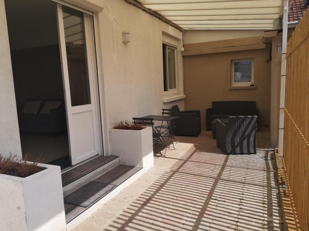 Appartement 2 Pieces Avec Terrasse Proche Mer Et Commerces Ouistreham Exterior foto